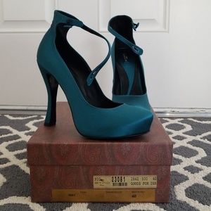 Beautiful Etro teal ankle strap heels